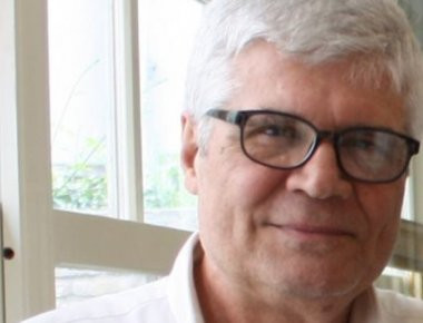 Έφυγε από τη ζωή σε ηλικία 68 ετών ο γνωστός εκδότης Θανάσης Χαρμάνης